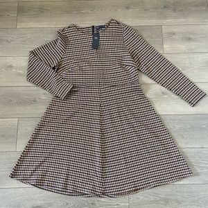 Never worn Fall/Winter dress.